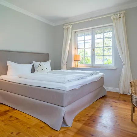 Апартаменты Ferienhaus Sylthause Ferienhaus Sylthause Archsum